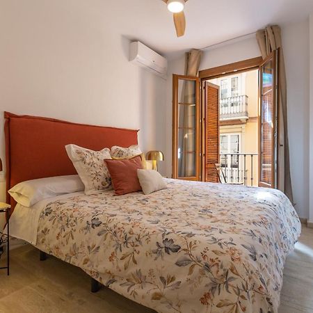 Bright Apartment With Patio And Balconies In The Center Málaga Exterior foto