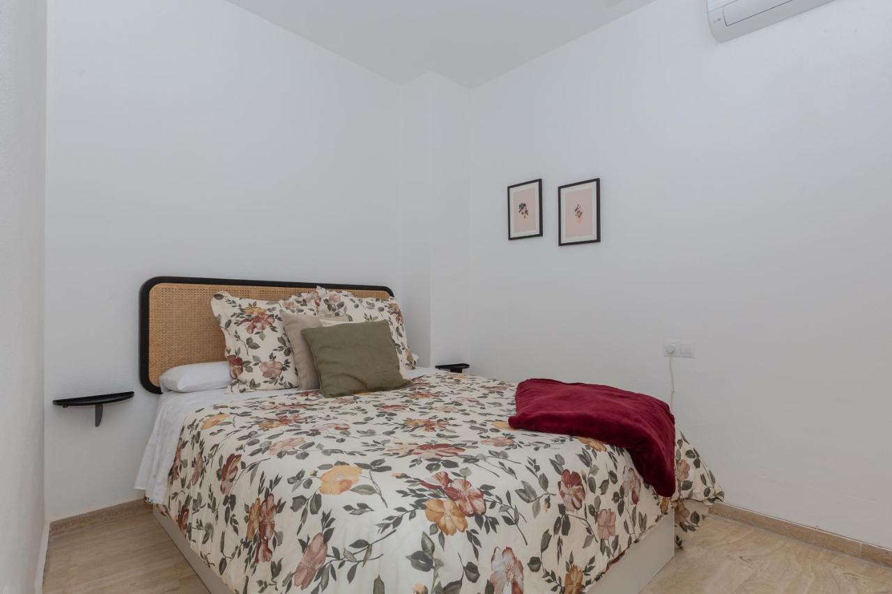 Bright Apartment With Patio And Balconies In The Center Málaga Exterior foto
